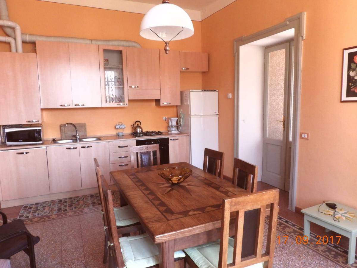 Casa Franca Apartman Pettenasco Kültér fotó