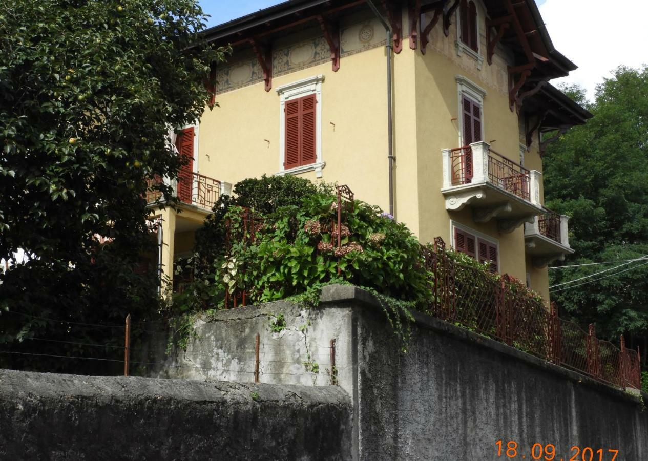 Casa Franca Apartman Pettenasco Kültér fotó