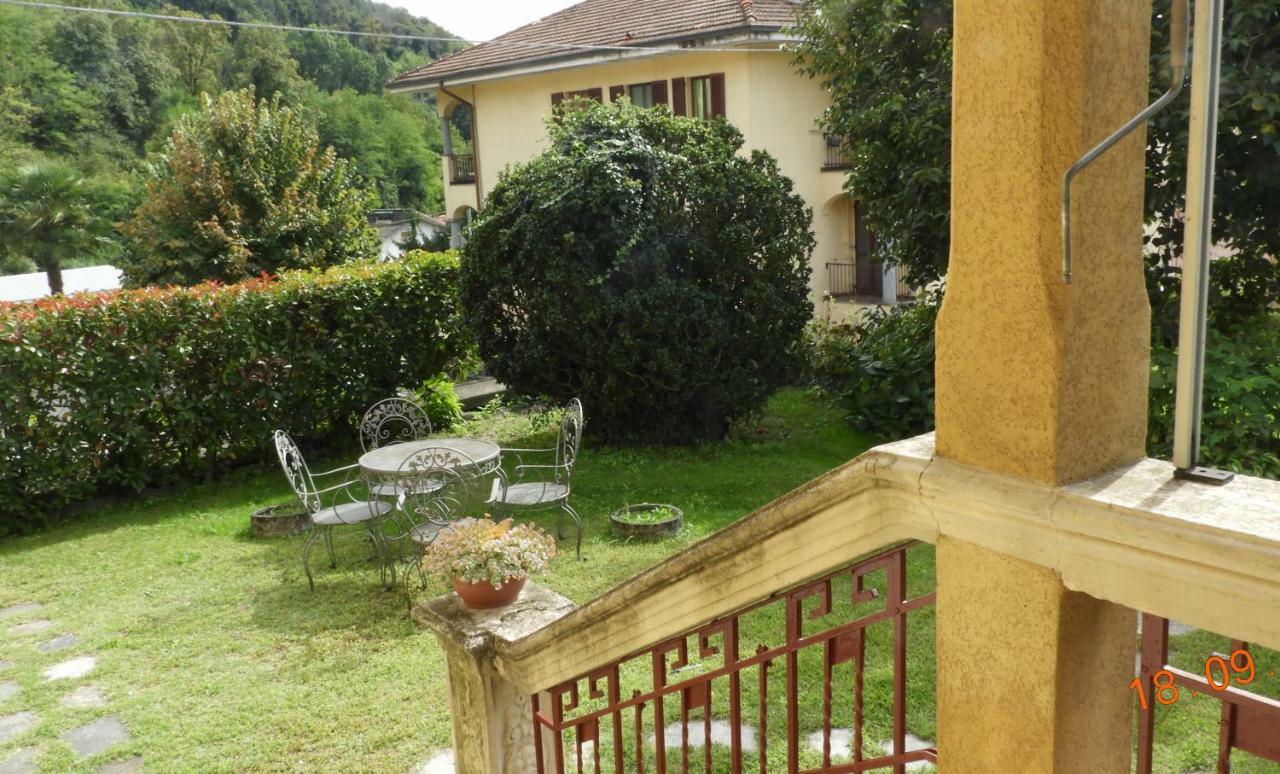 Casa Franca Apartman Pettenasco Kültér fotó